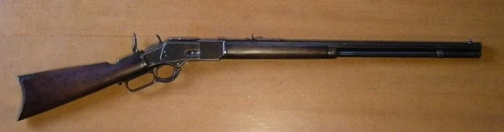 1280px-Winchester_1873_Rifle