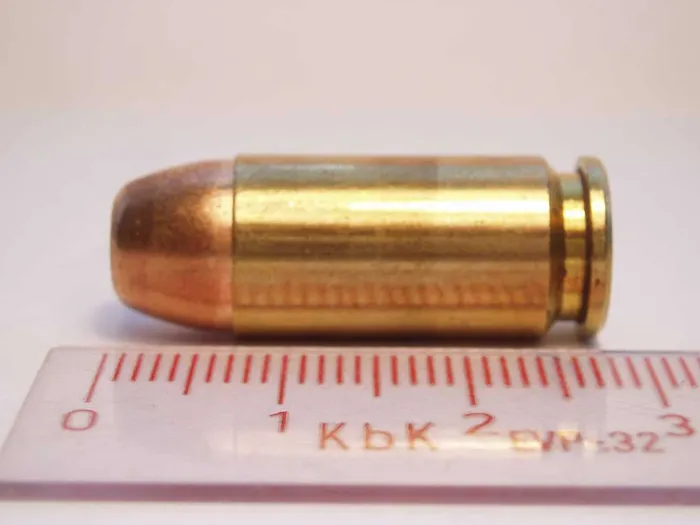 40 S&W cartridge