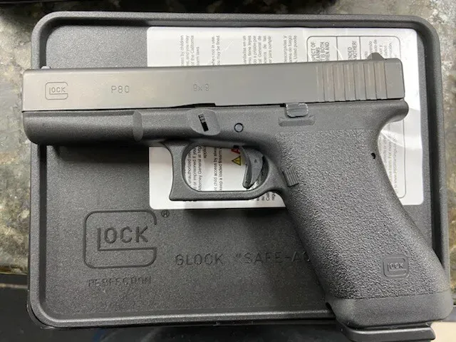 GLOCK P80