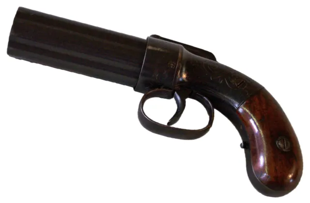 Six-barreled pepperbox of the Fort Union's hunters with trigger guard