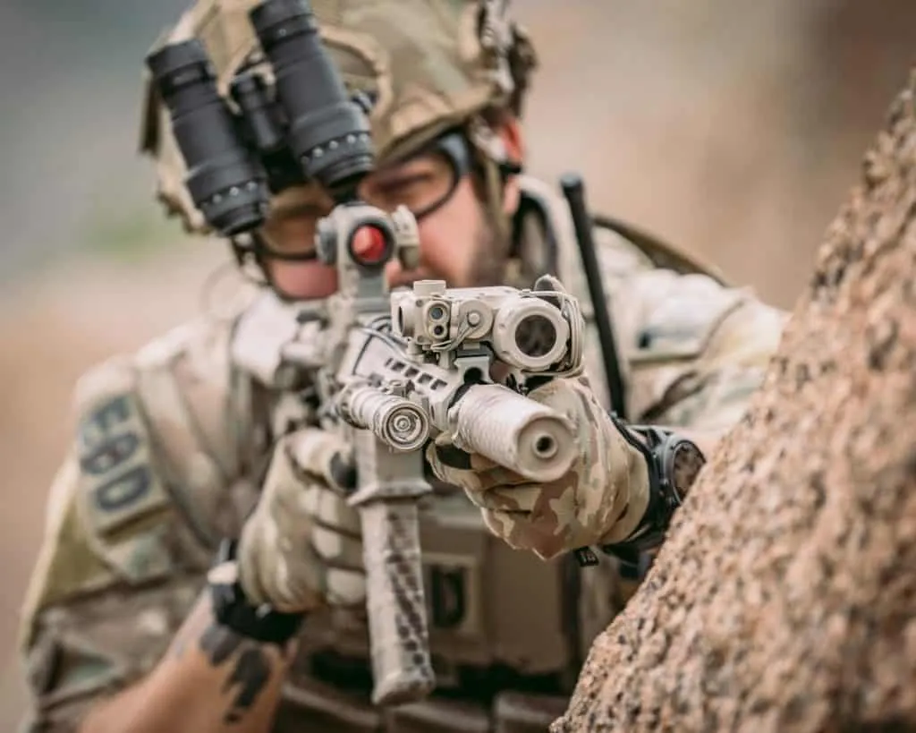 DBAL D2 military aim 1