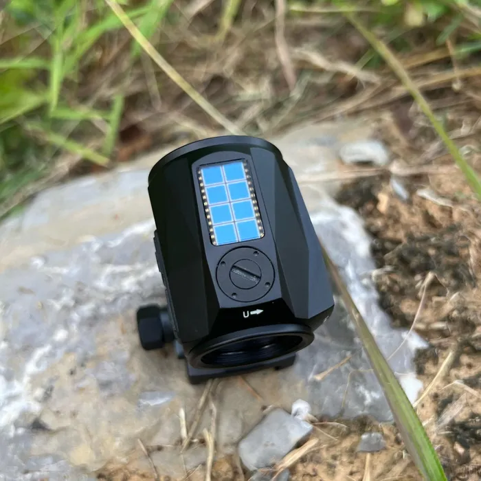 Holosun SCRS Hands-On Review solar panel charging