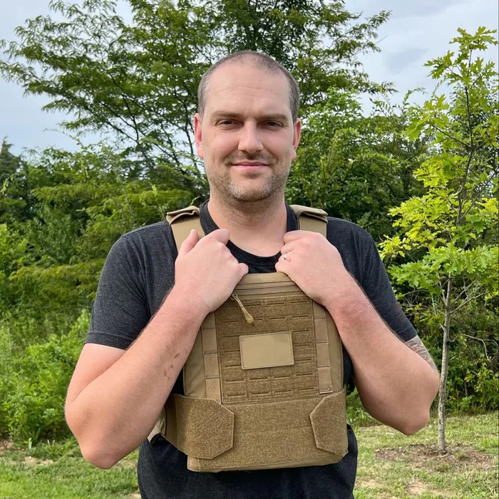 LA Police Gear Low Vis Plate Carrier wearing test