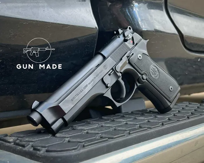 Beretta 92FS Review: Trusted Military & Police Pistol? preview image