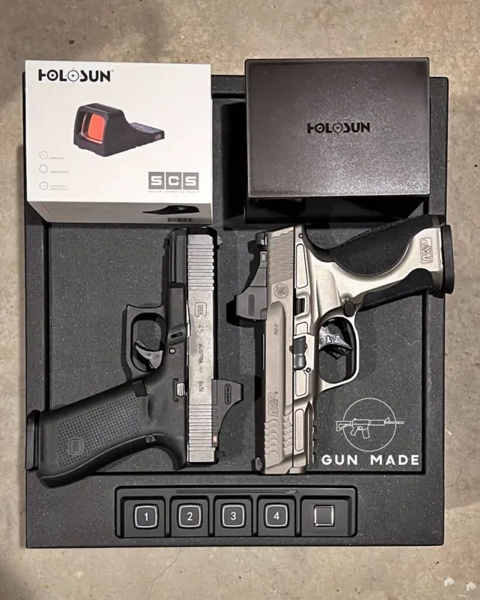 holosun scs review unboxing mp2 mos gun safe in background