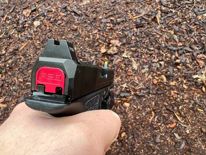 polymer80 pfc9 review hands on sights