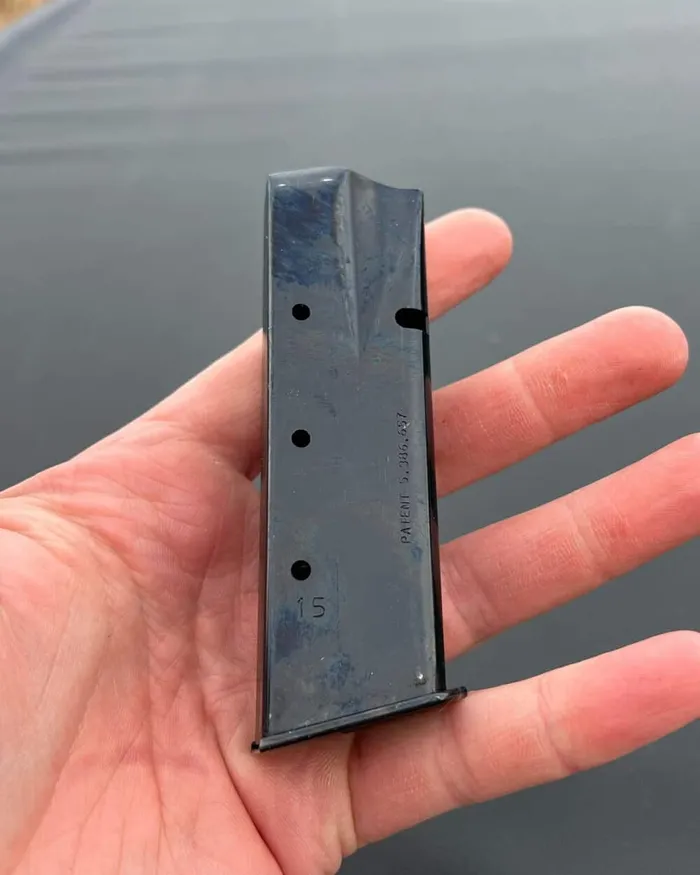 springfield sa-35 magazine