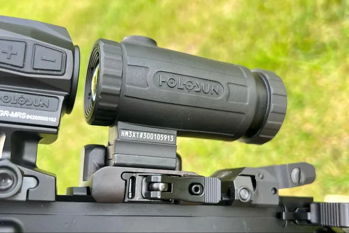 Holosun HM3XT Magnifier Review close up
