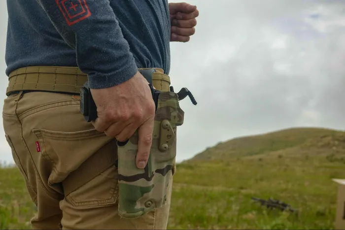 safariland als holster review in mountains